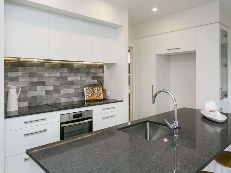 33 Marabou Crescent Nukuhau_5