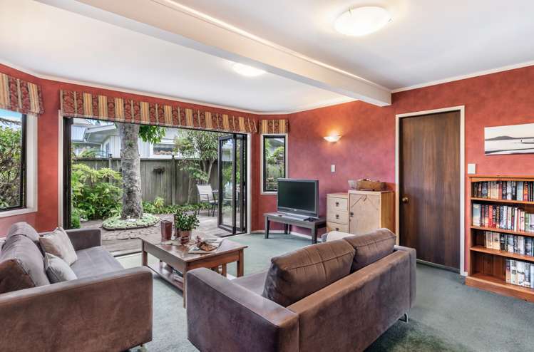 2/83 Rainbow Drive Taupo_9