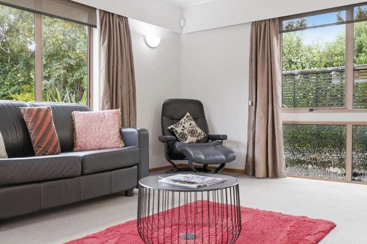 15A Brassey Road St Johns Hill_7