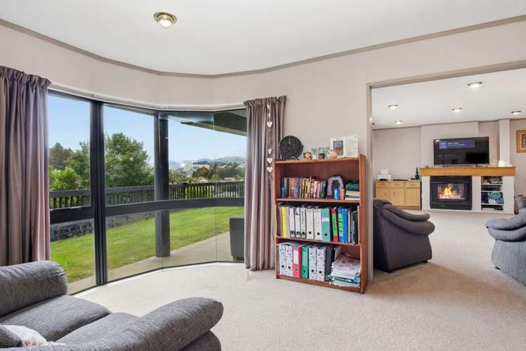 2/18 Sailmaker Close Whitby_5