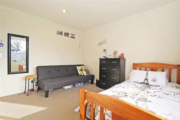 61 Covent Drive Stoke_11