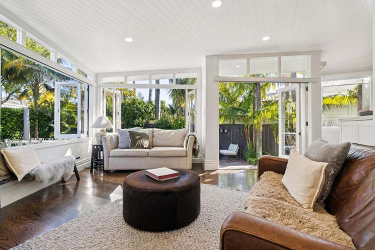 7 Arawa Avenue Devonport_10