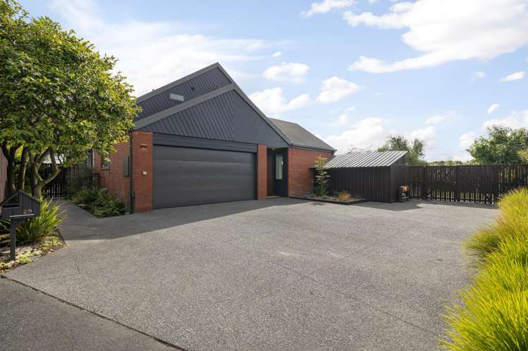 20 Sheraton Place Redwood_19