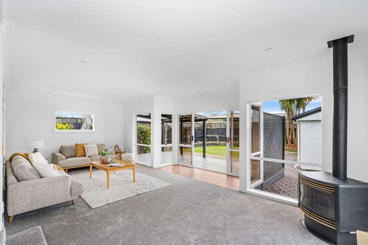 33 Glenrowan Avenue_1