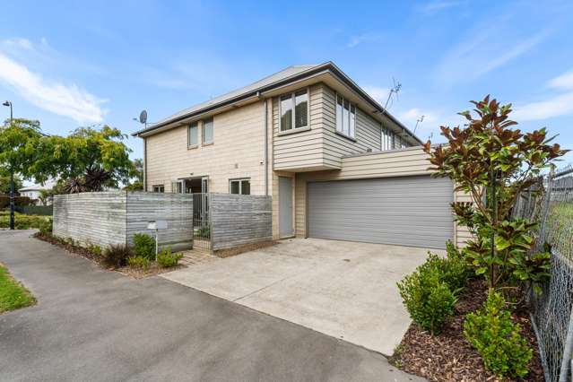 City-Edge Convenience, Move-In Ready