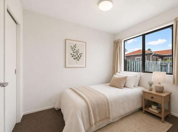 2/4 Richard Street 1360_8