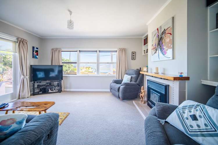 31 Maitland Avenue Stoke_14