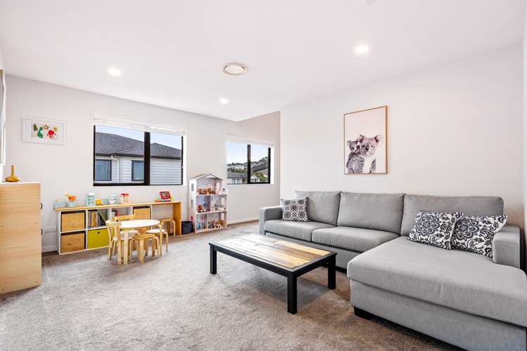 1 Crompton Place Orewa_11