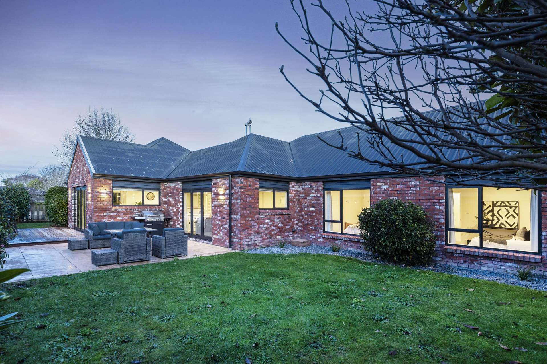 54 Regency Crescent Redwood_0