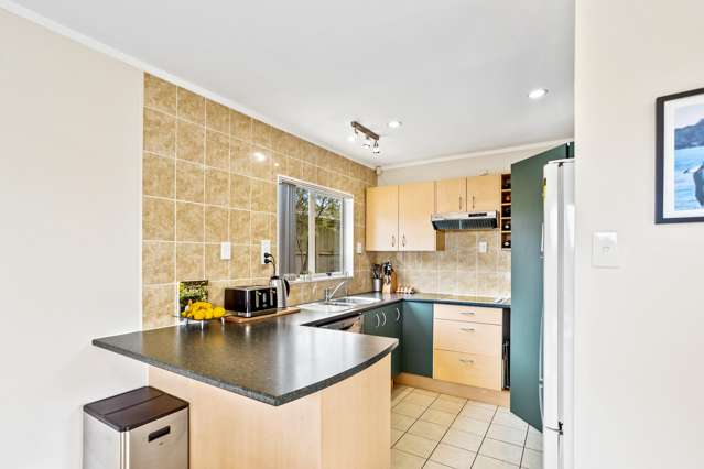 2/71 Bruce Road Glenfield_3