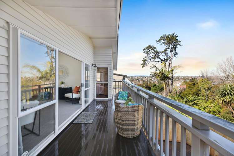 19 Beach Road Mellons Bay_17