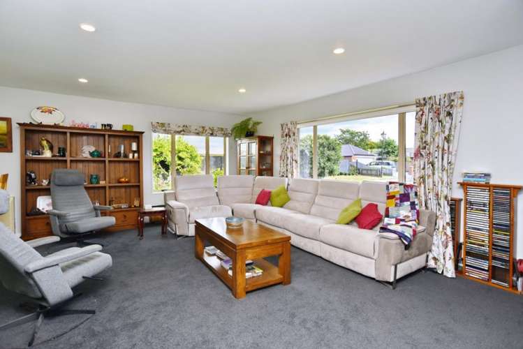 44 Panckhurst Drive Woodend_2