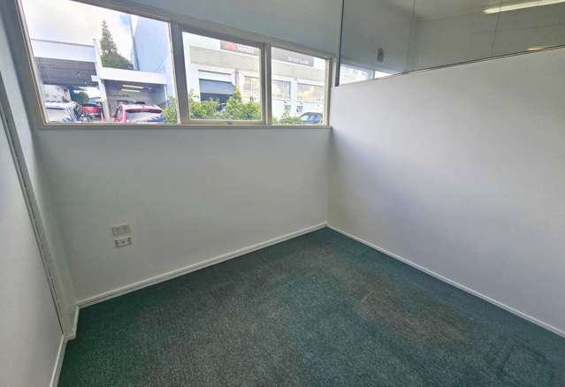 Level 1/171A Target Road Wairau Valley_3