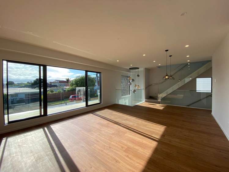 1B Letterkenny Place Blockhouse Bay_9