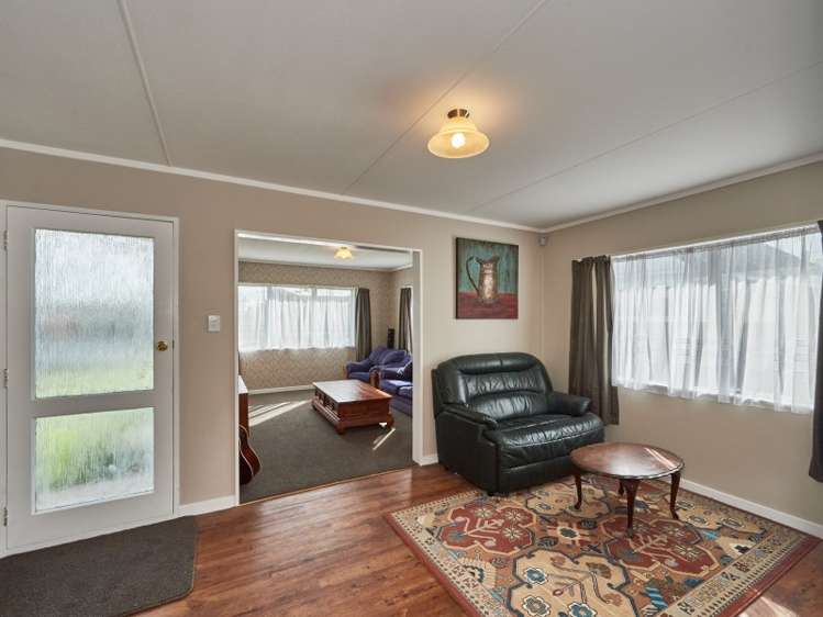 40 Raglan Avenue Cloverlea_5