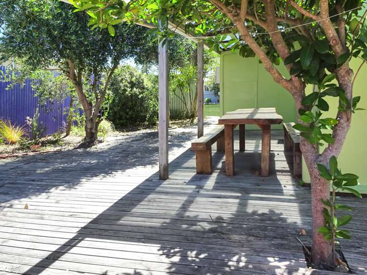 15 Rangitane Street Himatangi Beach_10