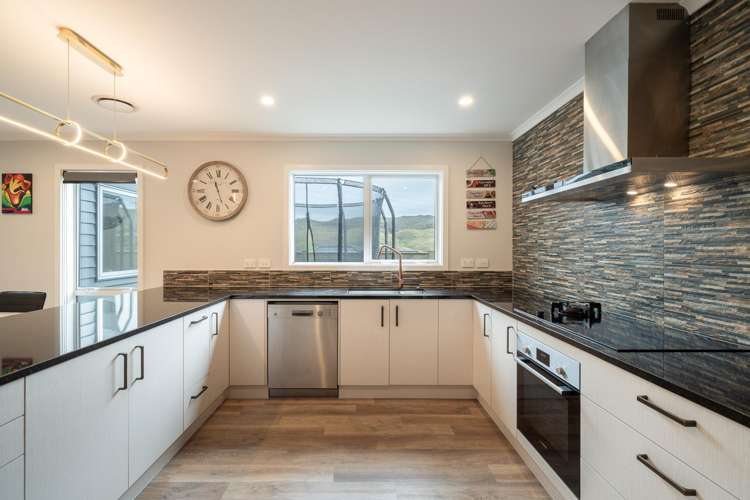 42 Atherton Terrace Churton Park_7