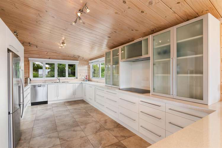 28 Champion Place Pauanui_5