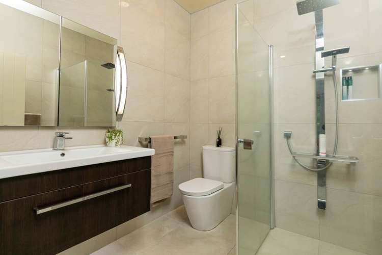 51 Churchouse Road Greenhithe_11