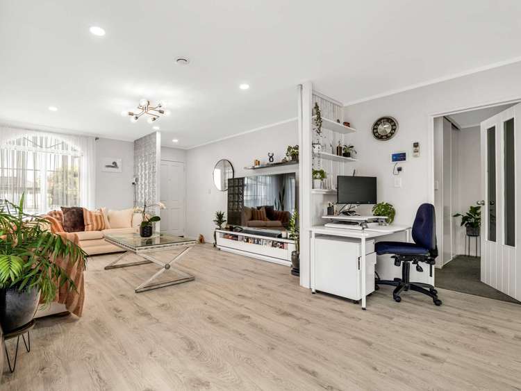 52 Riverton Drive Randwick Park_13