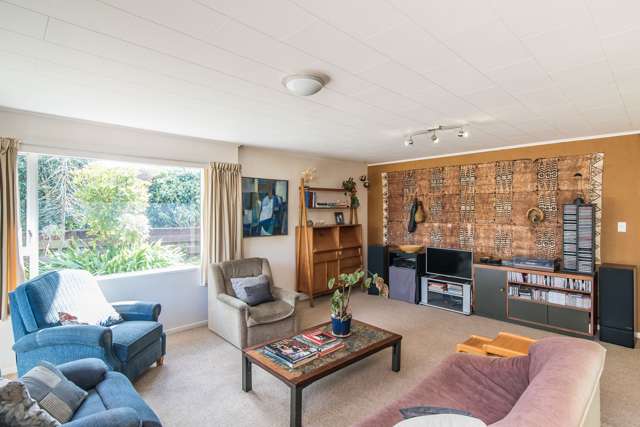 7 Kingswood Grove Raumati Beach_1