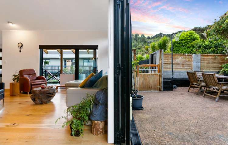 136 Woodlands Park Road Titirangi_8