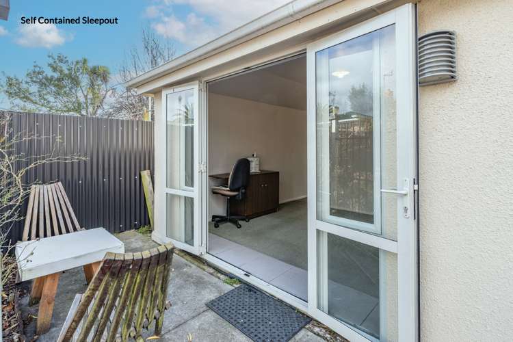 15 Barclay Place Burwood_24