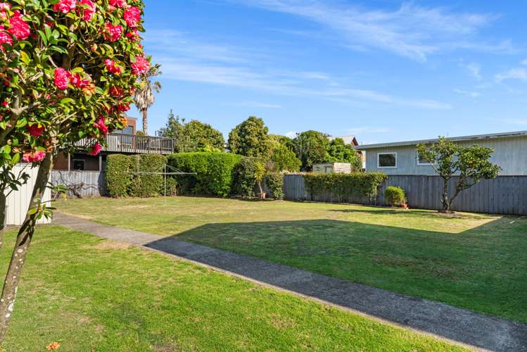 484 Papamoa Beach Road Papamoa_8