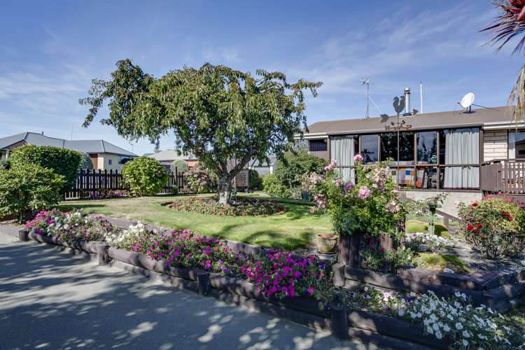 170 Pages Road Marchwiel_18