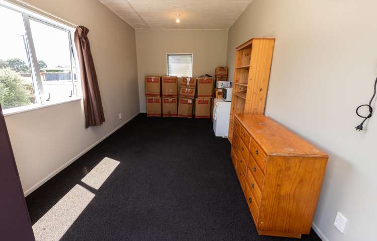 87 Blake Street Blaketown_10