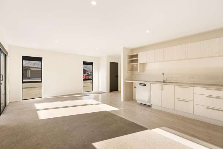 10 Waddell Street Lake Hawea_21