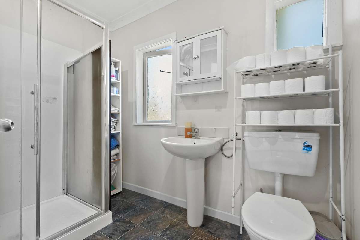 2/57 Mahia Road_4