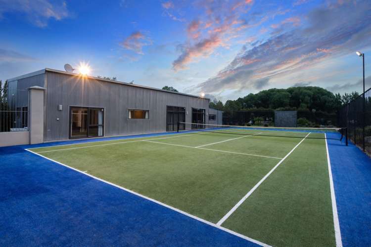 395 Marshland Road Marshland_16