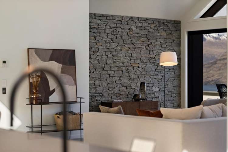 11 Belfast Terrace Queenstown_16