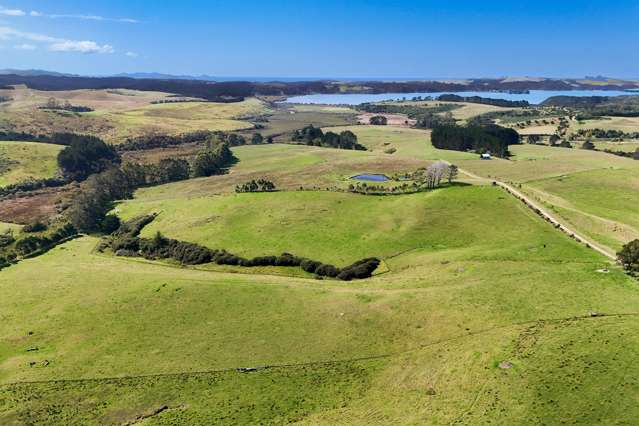 Coastal Grazing Block with Development Potential