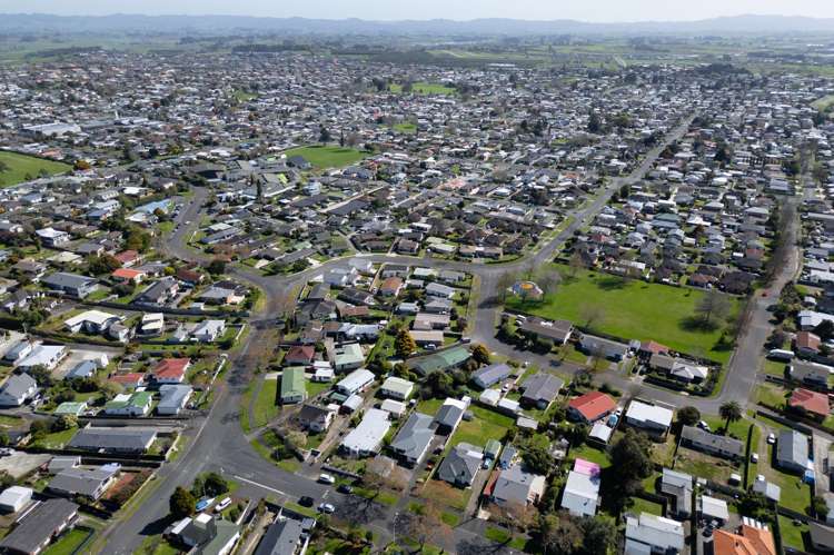 18 Livingstone Avenue Nawton_18