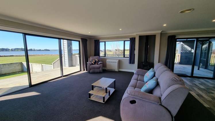 193 Orepuki Riverton Highway_3