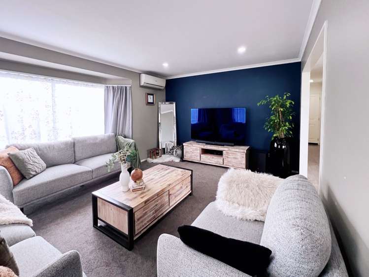 2/17 Queen Street Papakura_8