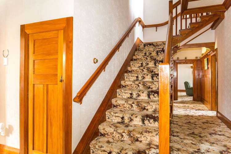 39 Guy Street Dannevirke_9