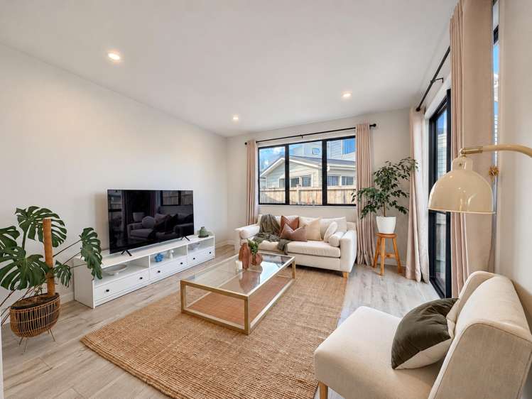 38 Greenfinch Road Hobsonville_1