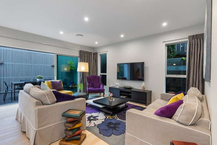 5a Quest Terrace Mount Roskill_2