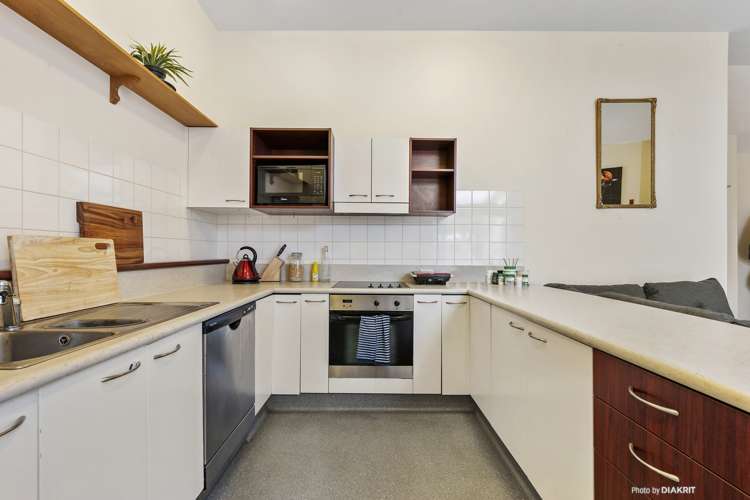 317/72 Herald Street Berhampore_5