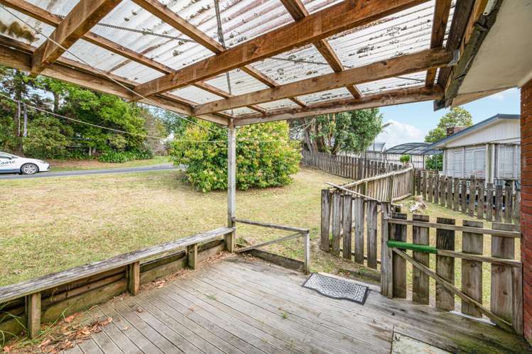 1/2 Kashmir Road Glen Eden_10