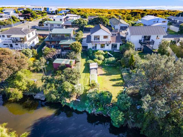 12 Moana Street Otaki Beach_2
