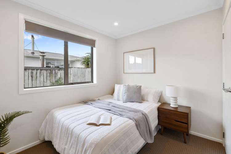 2 Rayner Way Glen Avon_11