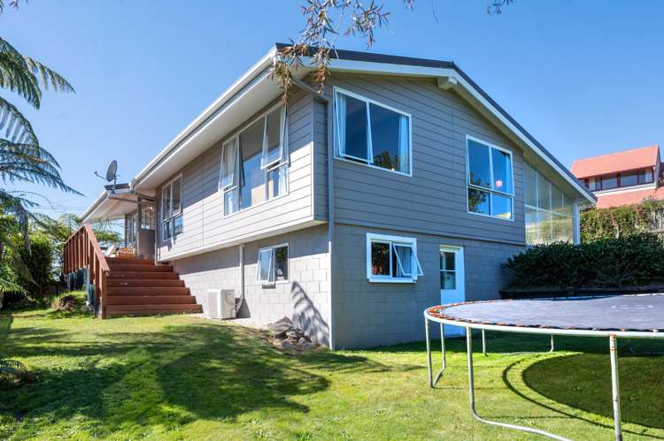 115 Basley Road Owhata_21