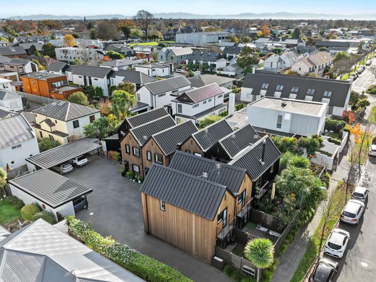 15b Cheltenham Street Merivale_12