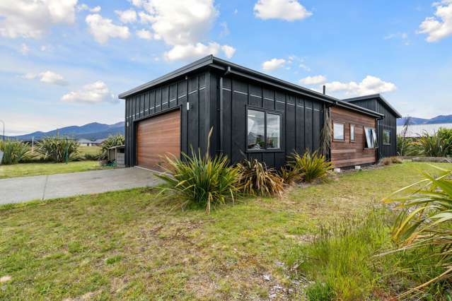 31 Takitimu Avenue Te Anau_2