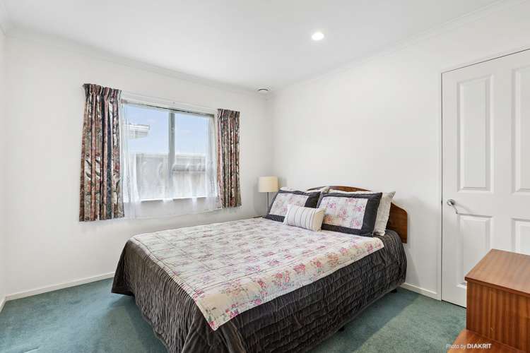 189a The Parade Island Bay_10