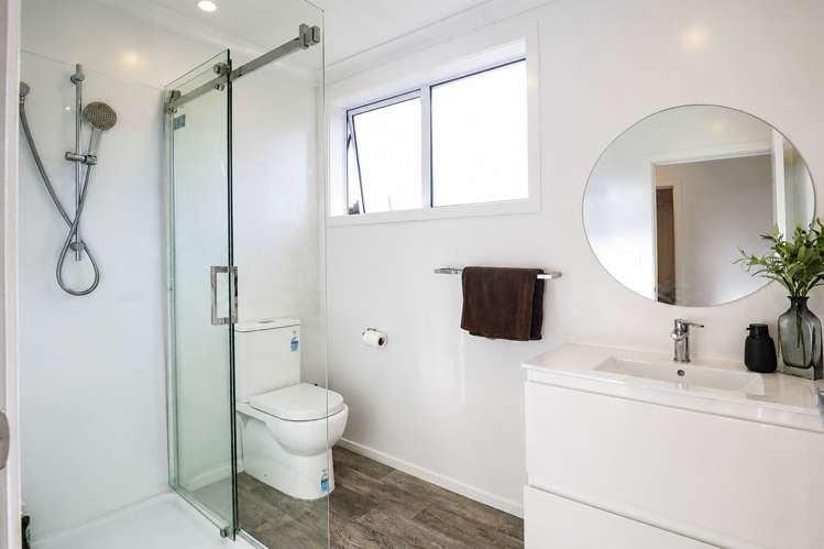 147 Devon Street West Hillcrest_24